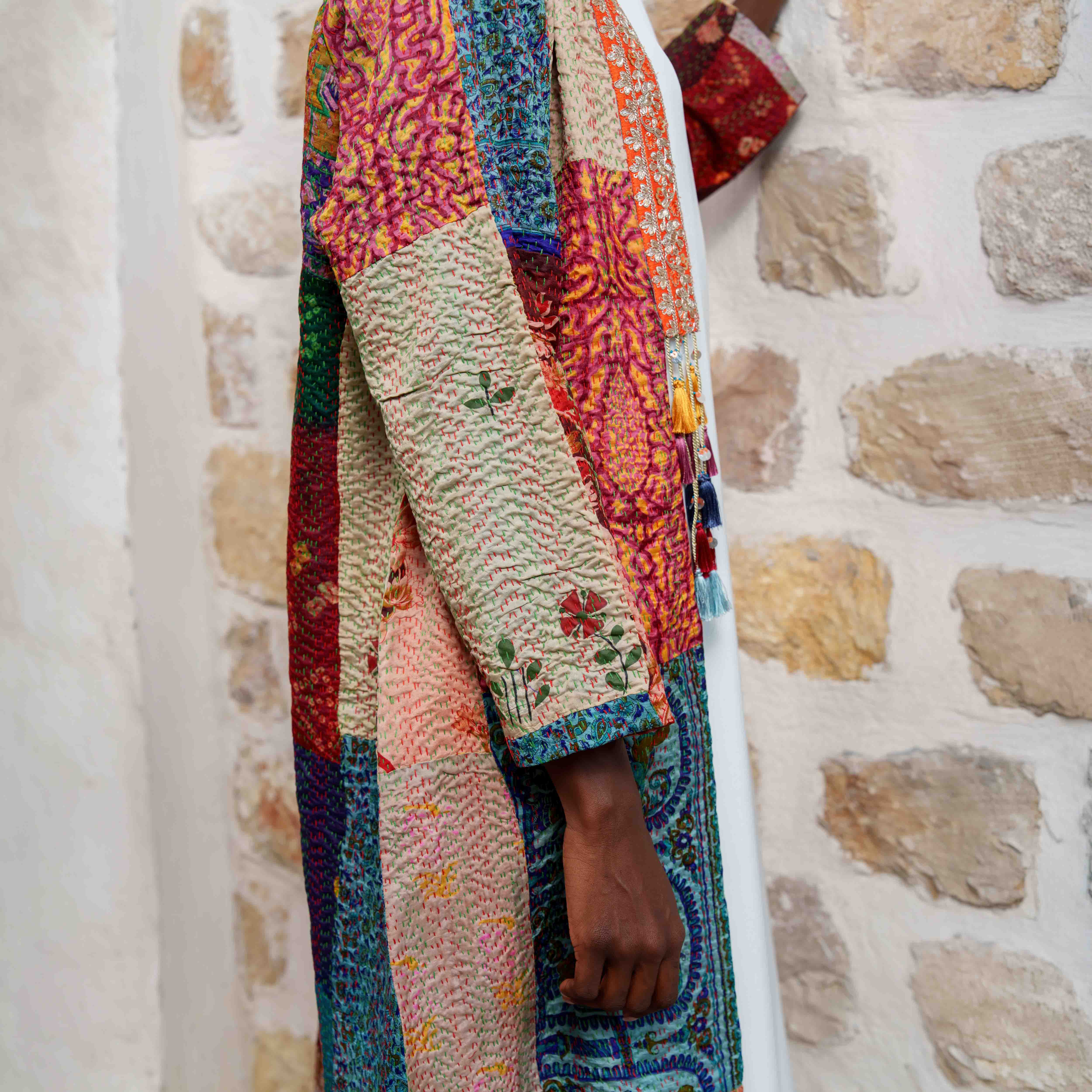 Jaipur Medium - Multicolor