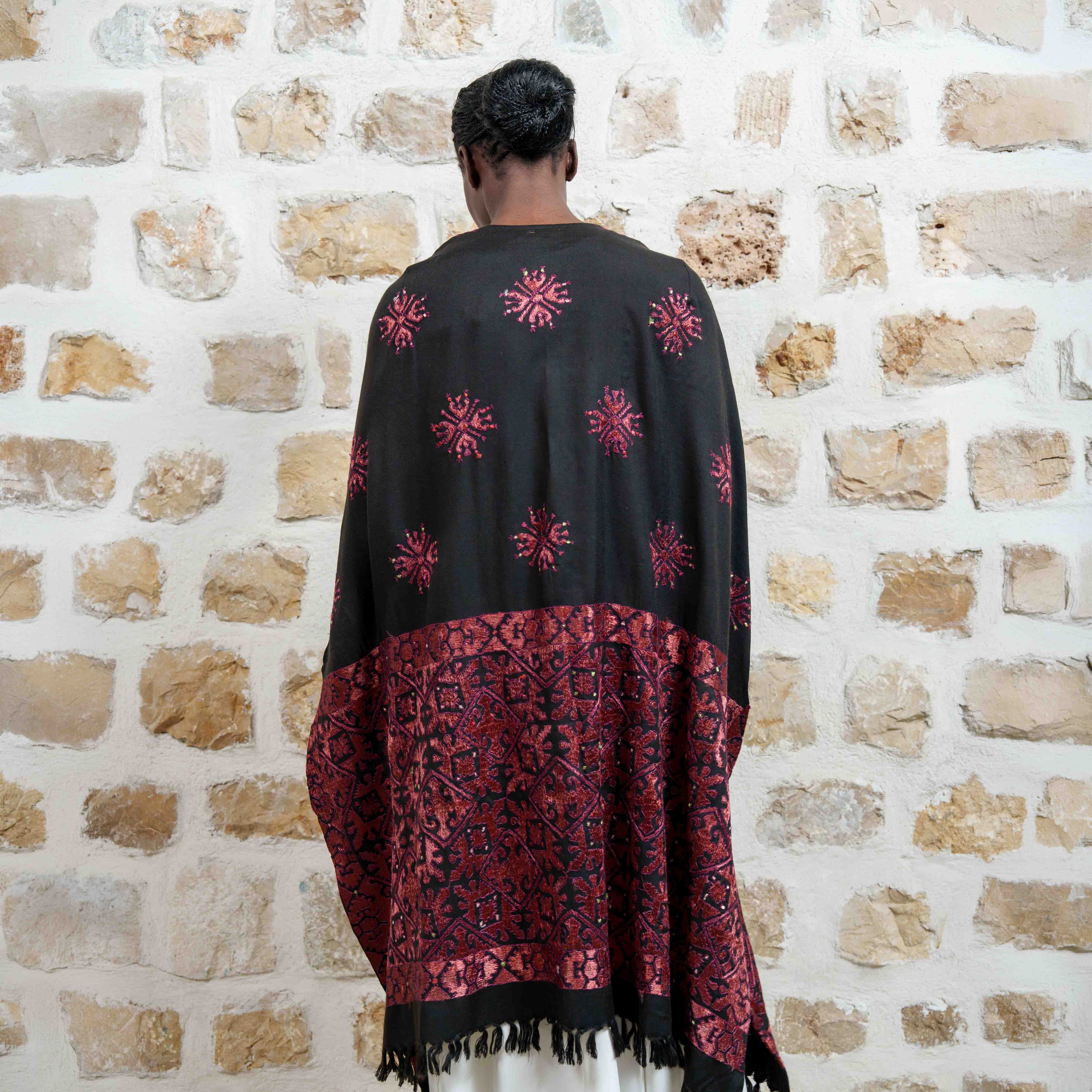 Rajasthan - Black/Red Mirror