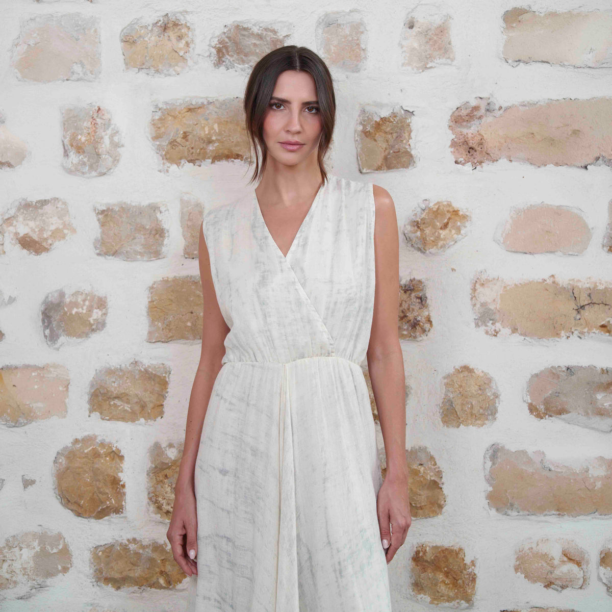 Lamis - White