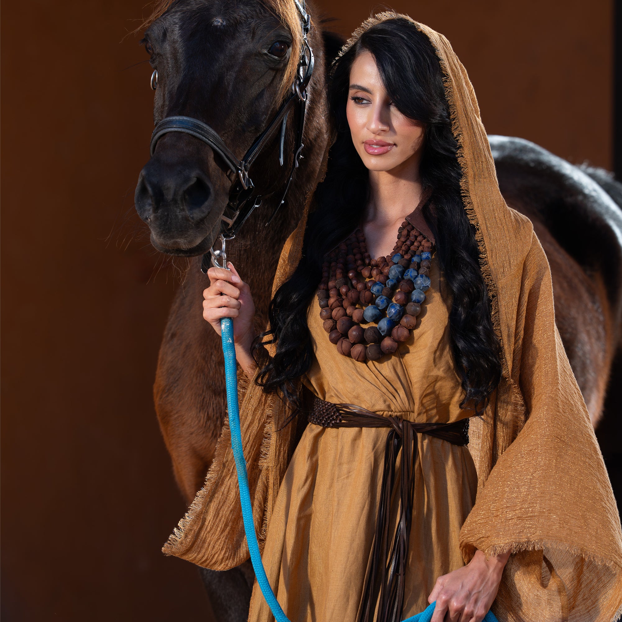 Tabua - Amber