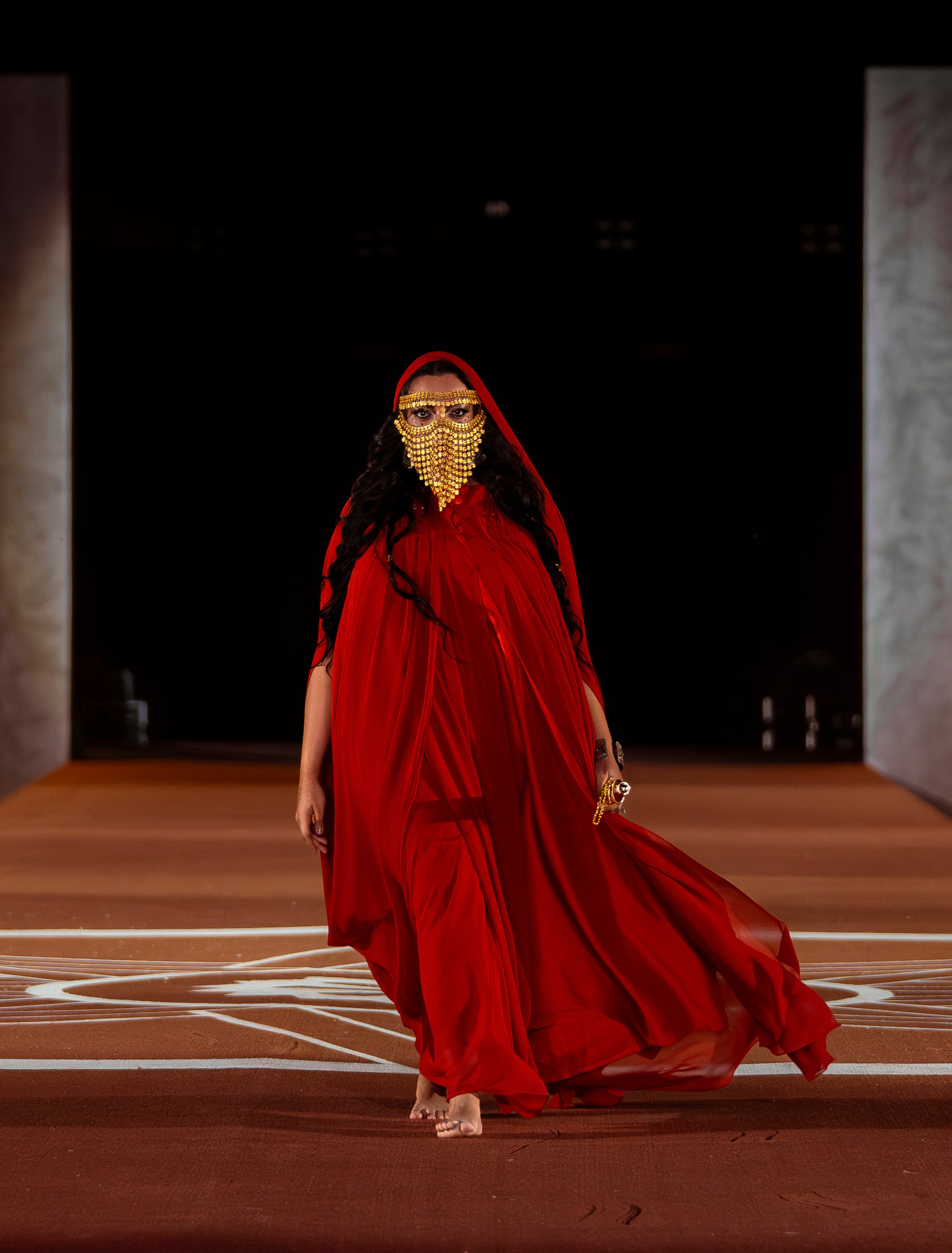 Shams - Red