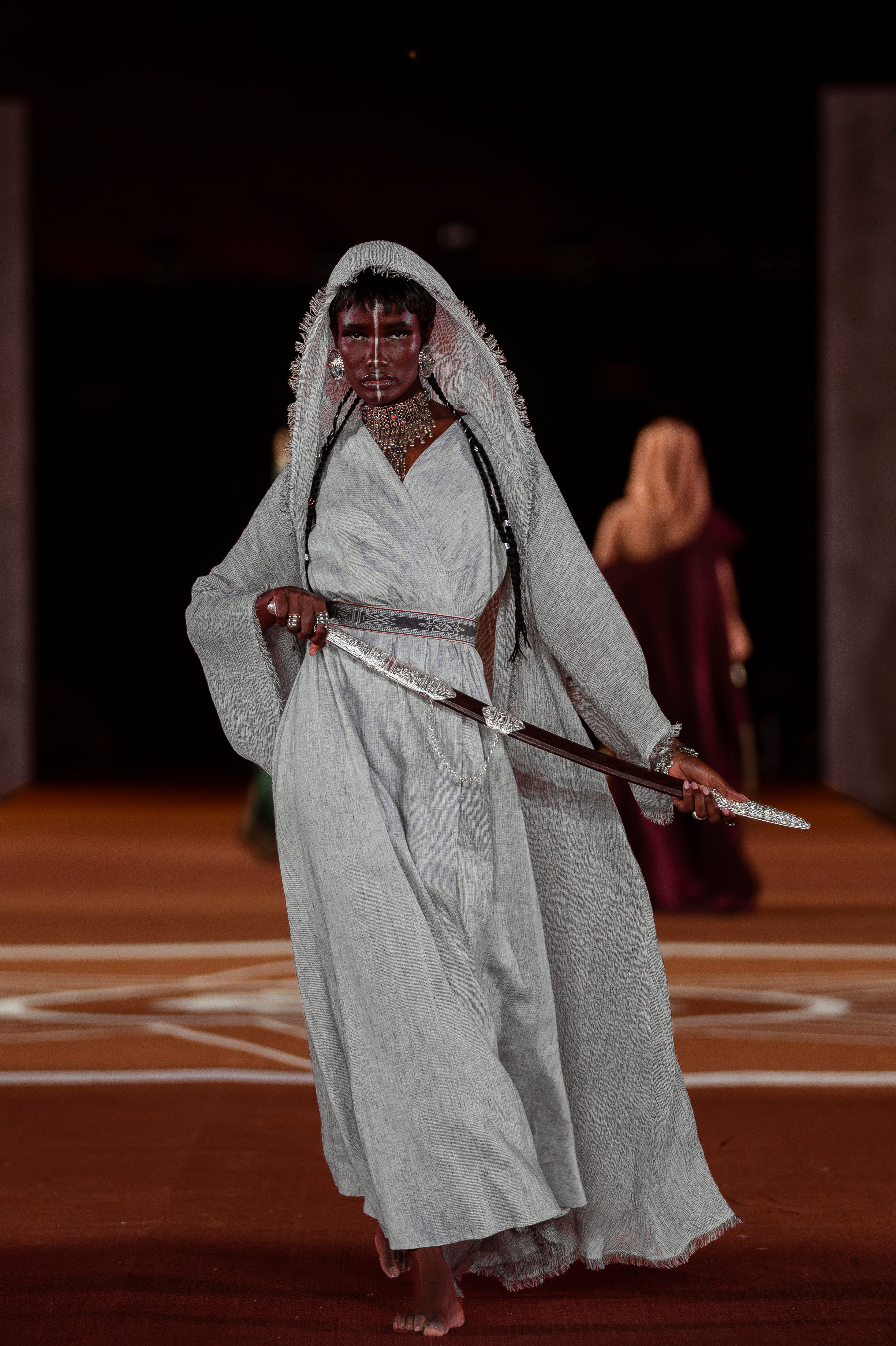Tabua - White/Grey