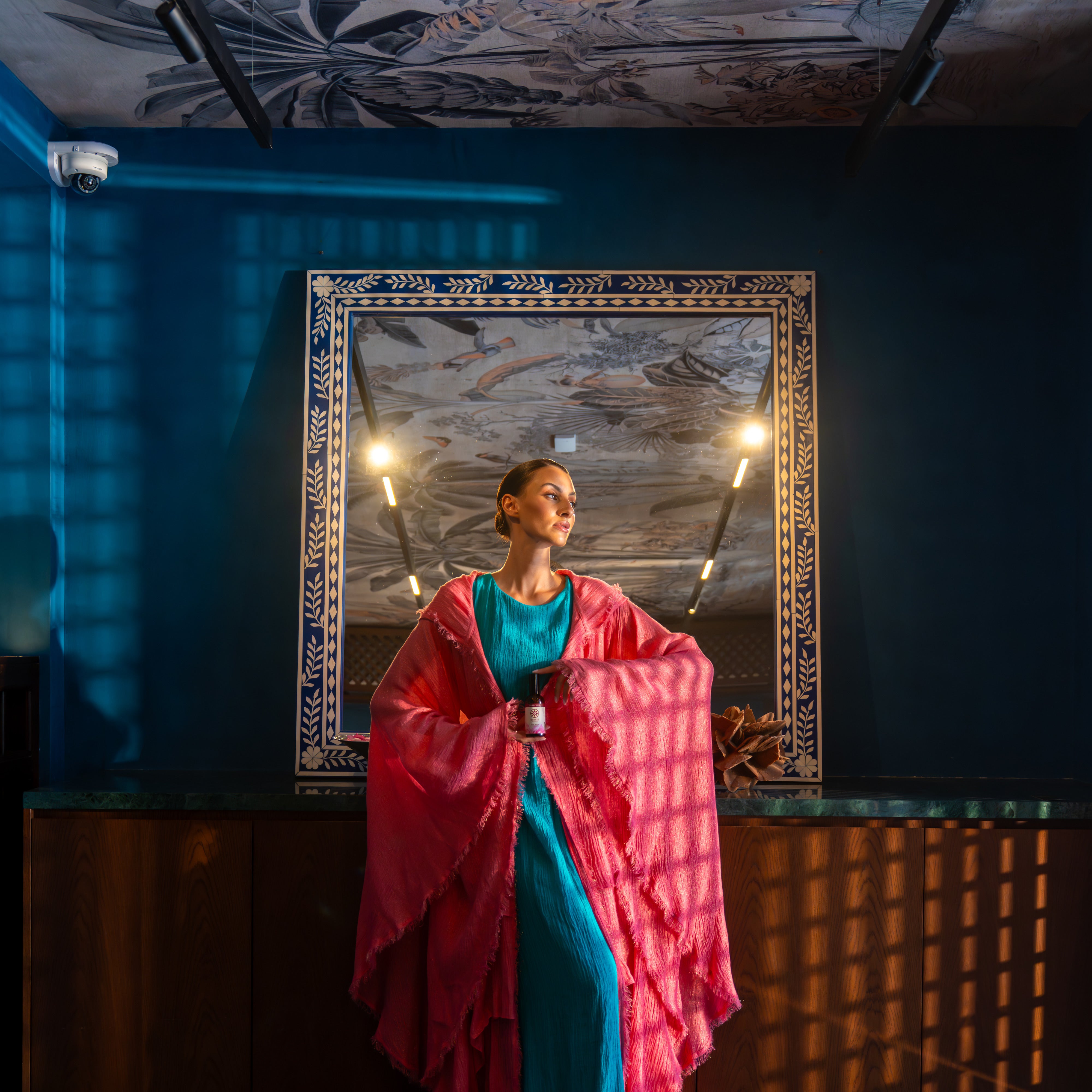 Sheba - Turquoise/Vibrant Pink