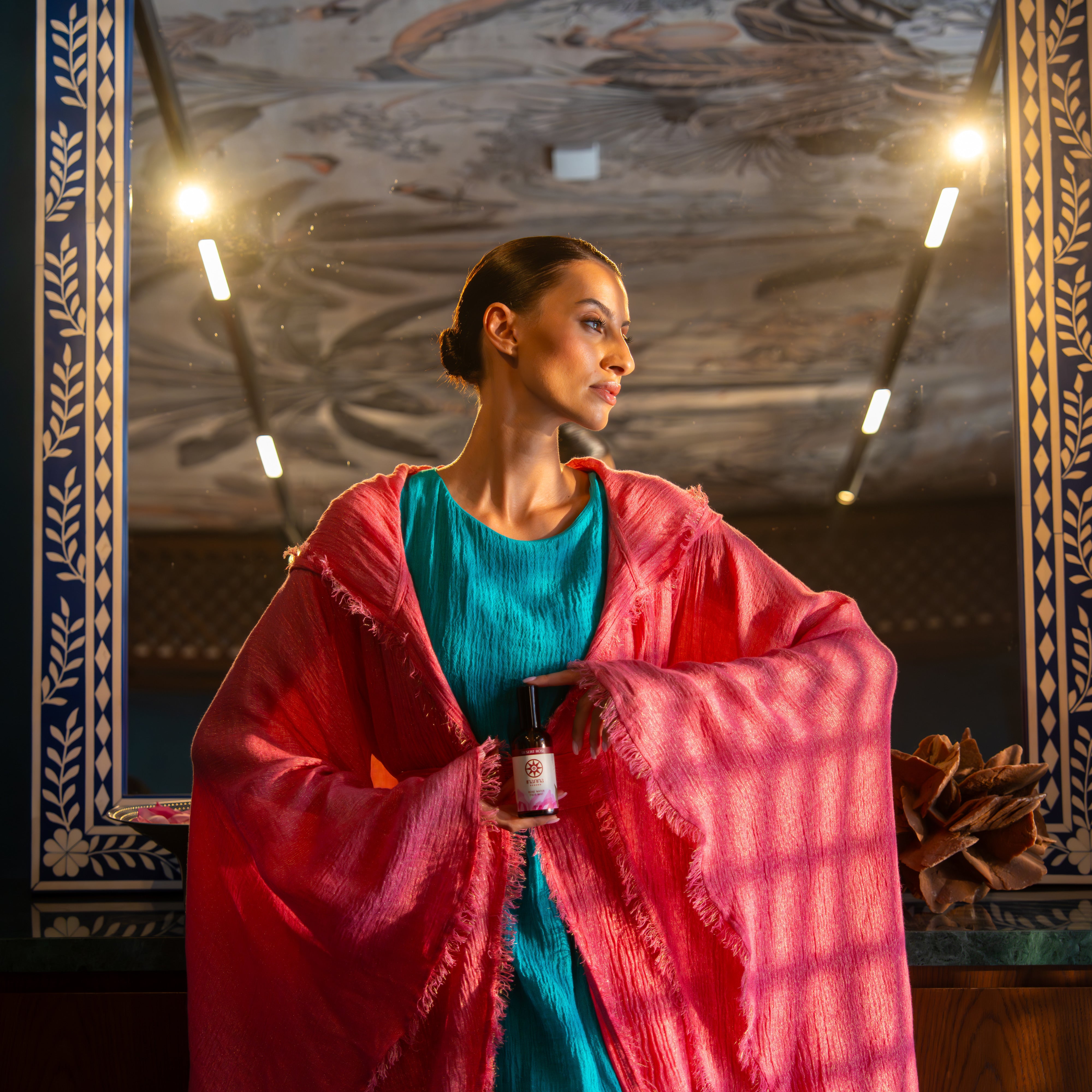 Sheba - Turquoise/Vibrant Pink