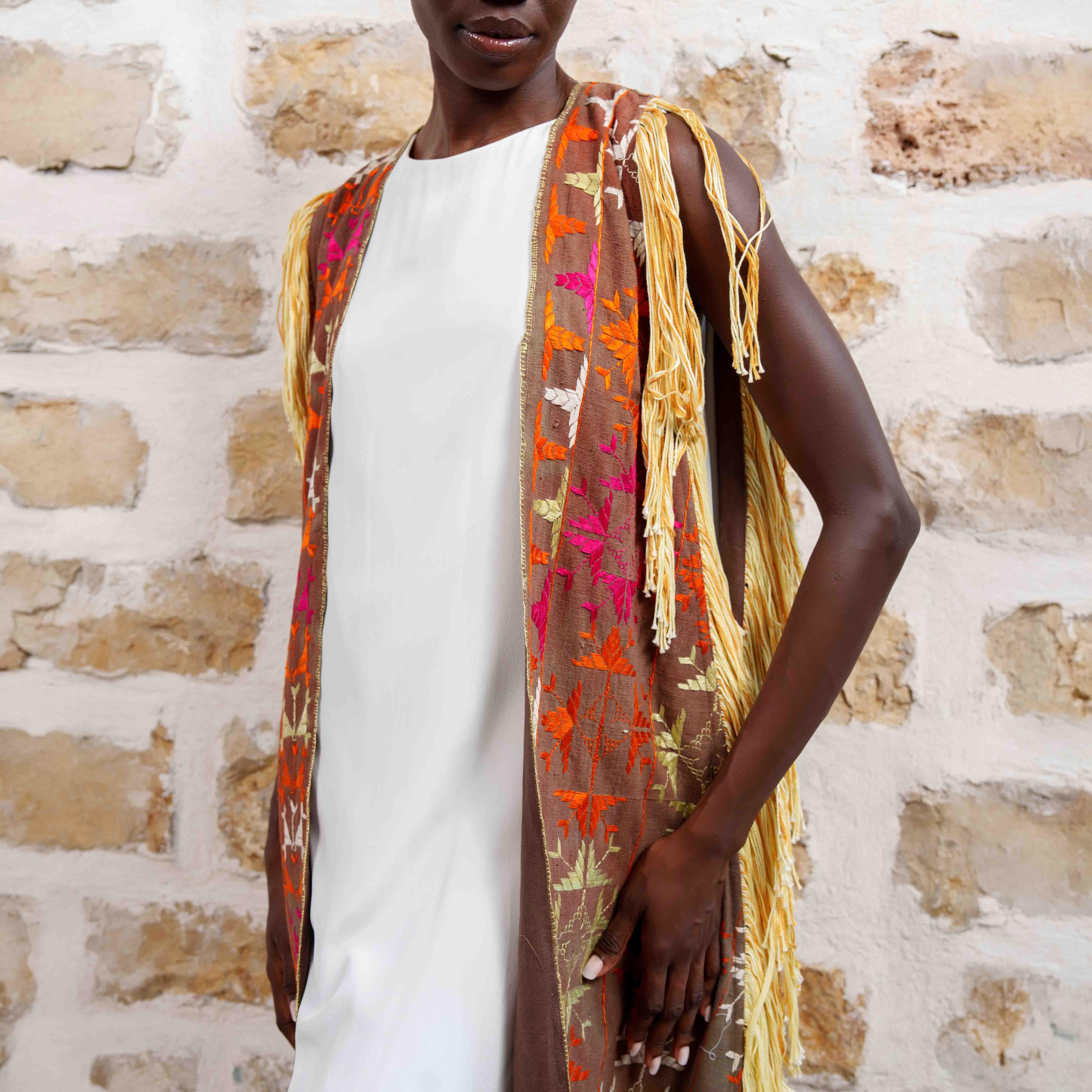 Mleiha- Dark Brown/Beige
