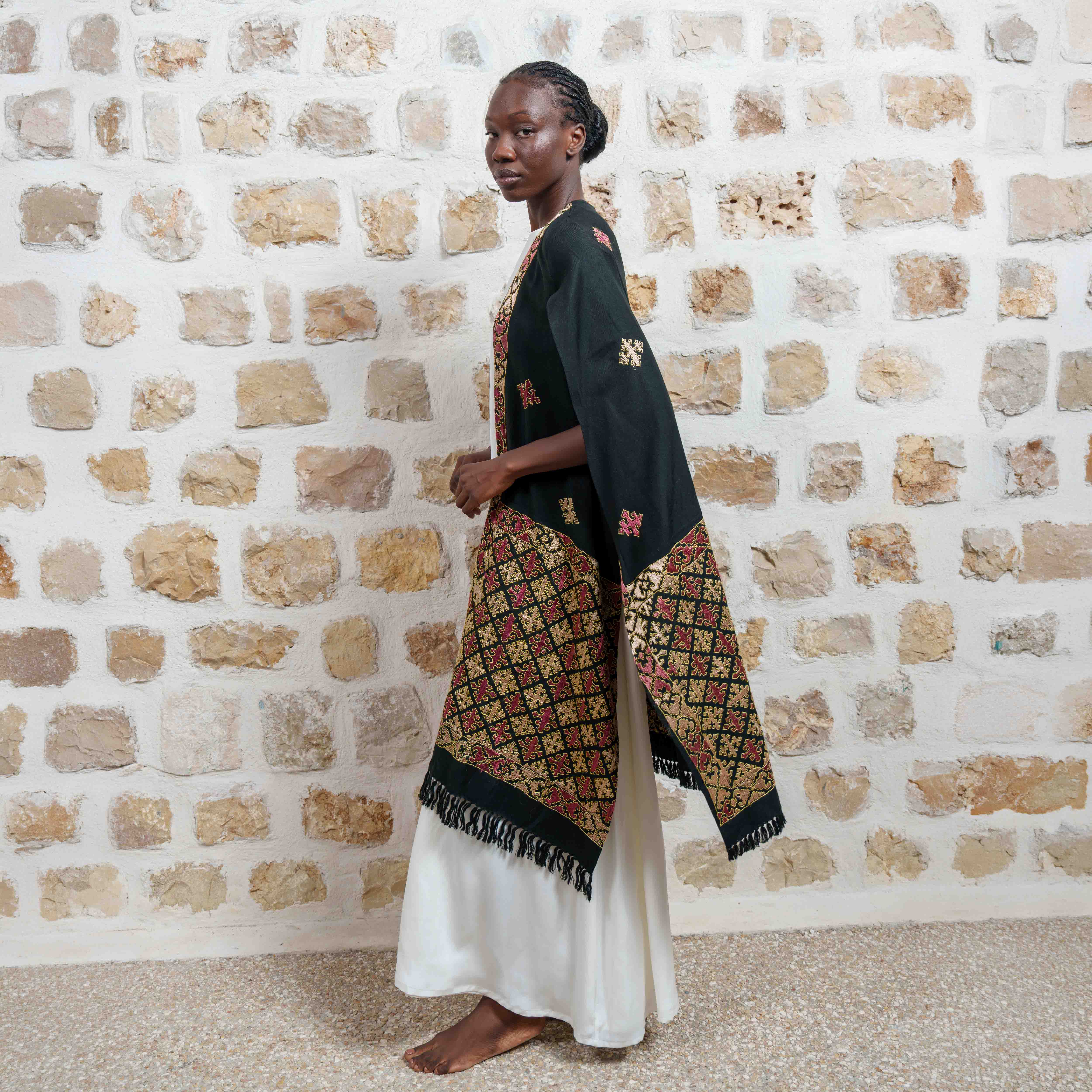 Rajasthan - Black/Beige