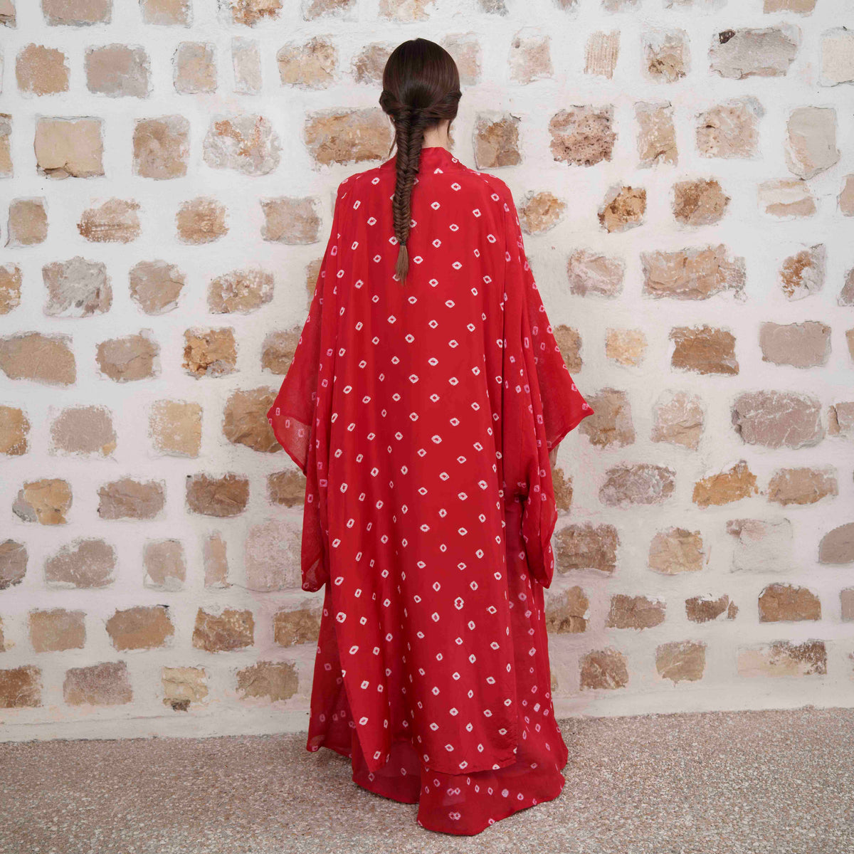 Shaqilat I - Red