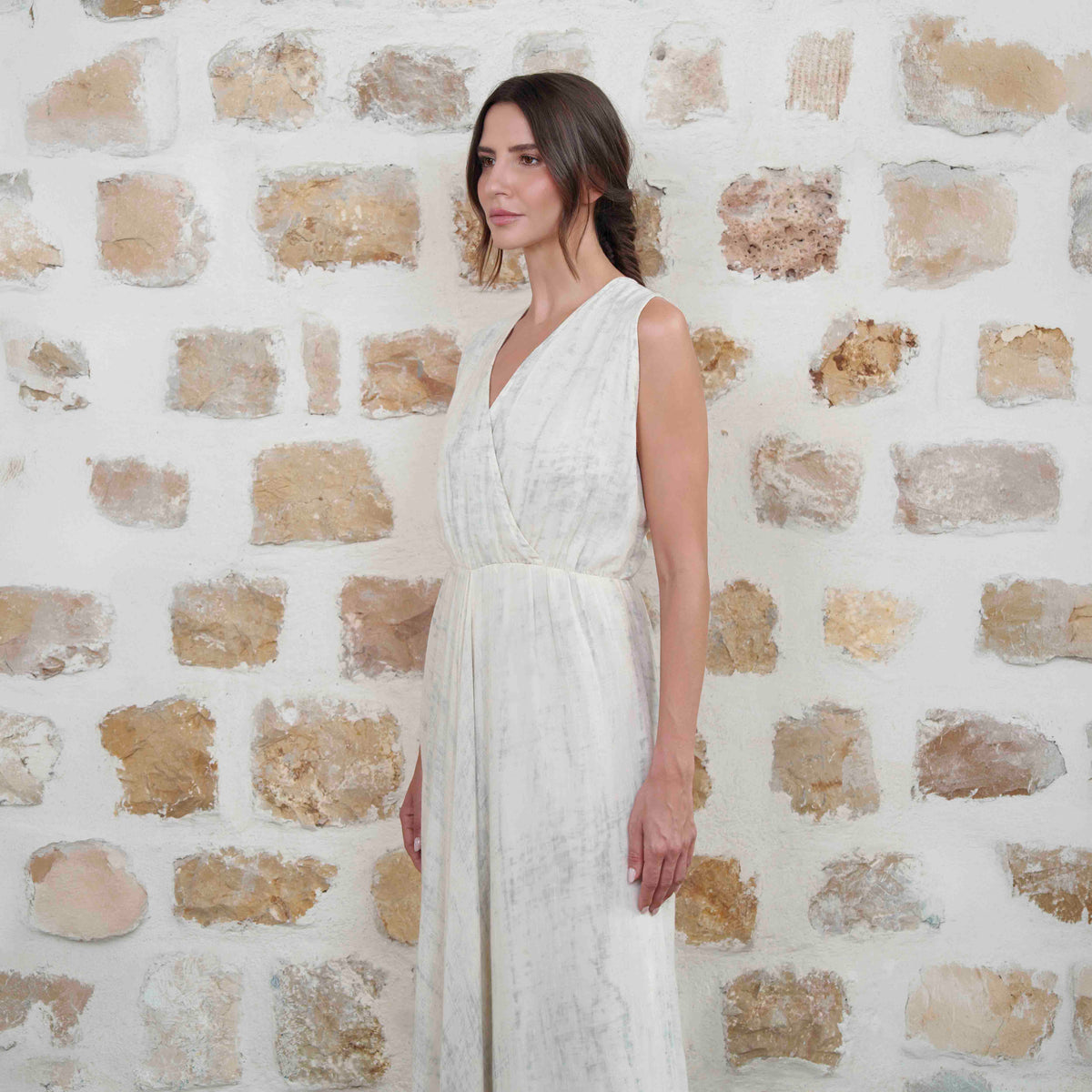 Lamis - White
