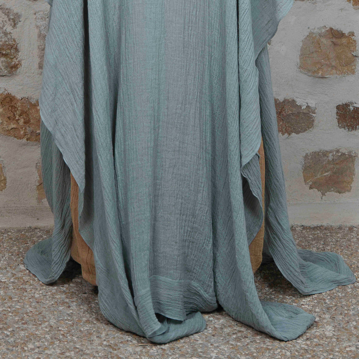 Shaqilat II - Tan/Blue